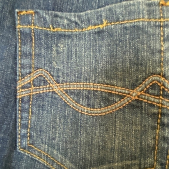 WOMEN'S Mossimo Supply Co. Jeans Size 7 short bootcut - Picture 8 of 9